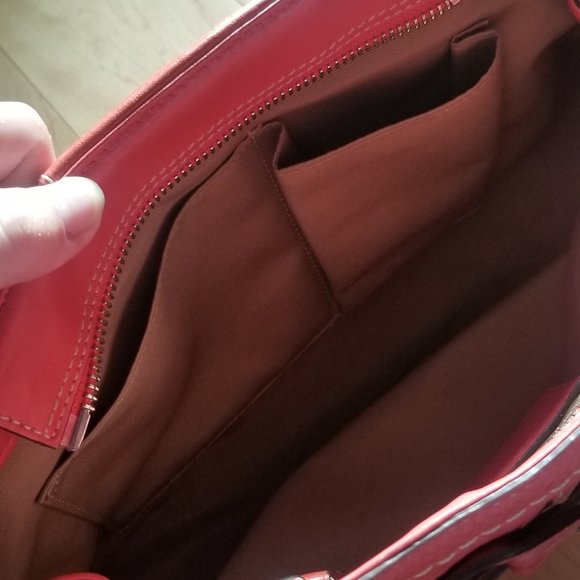 Coach Leather Purse - Picture 6 of 7